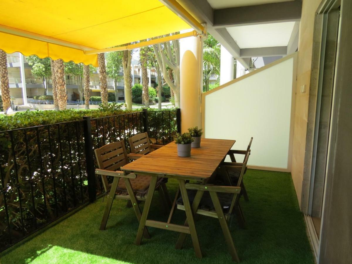 Royal Park- Magical Garden Apartment